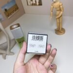 Chanel No.19 Eau de Toilette Spray - Image 2