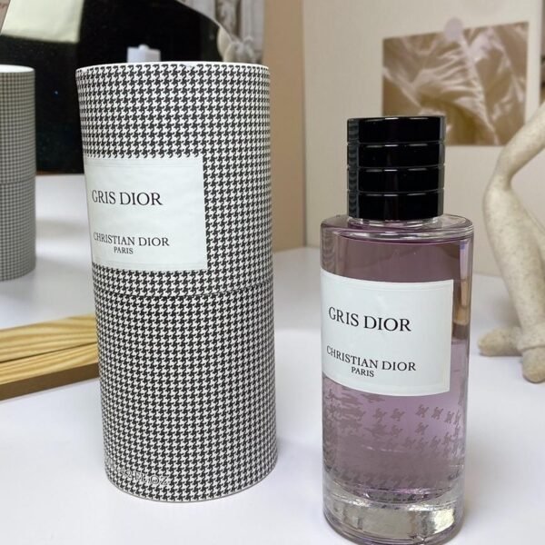 Dior Gris Dior GRIS DIOR CHRISTIAN DIOR PARIS CHRISTIAN DIOR