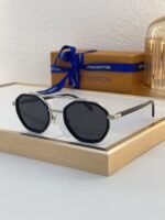 Louis Vuitton Sunglasses - Image 3