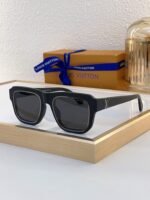 Louis Vuitton Sunglasses - Image 3