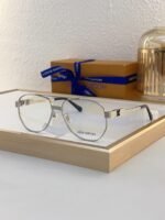 Louis Vuitton Sunglasses - Image 4