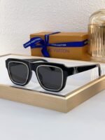 Louis Vuitton Sunglasses - Image 4