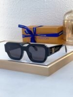 Louis Vuitton Sunglasses - Image 6