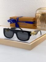 Louis Vuitton Sunglasses - Image 5