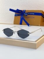 Louis Vuitton Sunglasses - Image 5