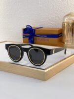 Louis Vuitton Sunglasses - Image 6
