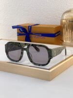 Louis Vuitton Sunglasses - Image 7
