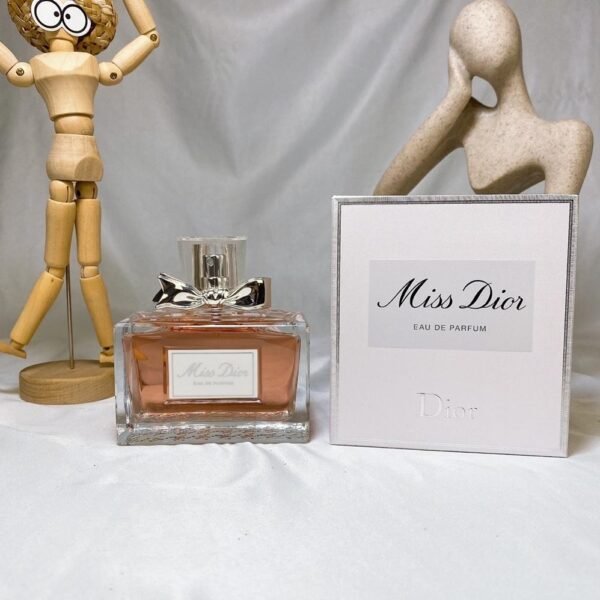 Dior Miss Sweetheart Eau de Parfum (New Release)