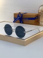 Louis Vuitton Sunglasses - Image 4