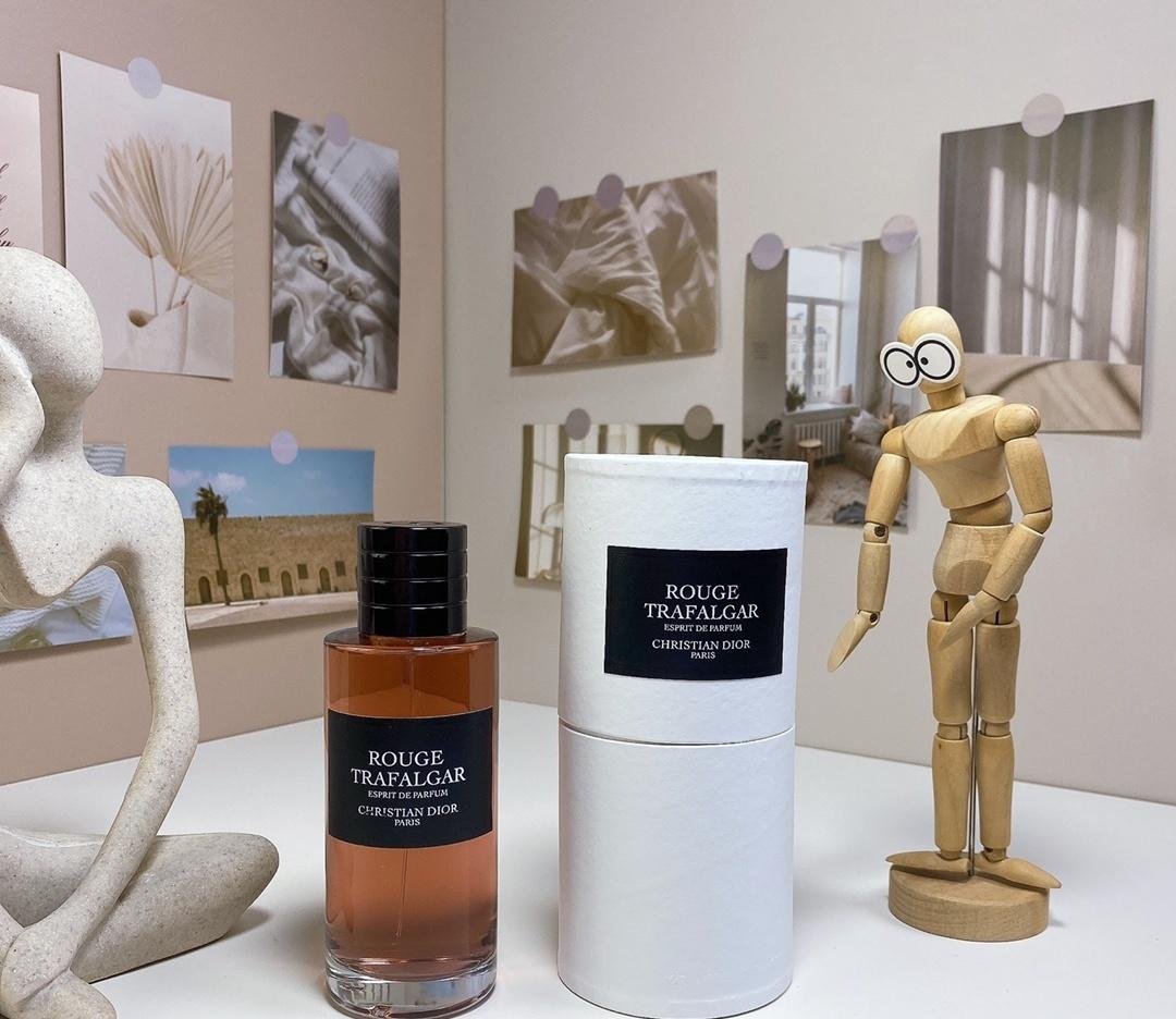 007_ZT Dior Rouge Trafalgar Esprit De Parfum - Image 1