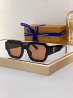 Louis Vuitton Sunglasses - Image 10