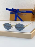 Louis Vuitton Sunglasses - Image 9