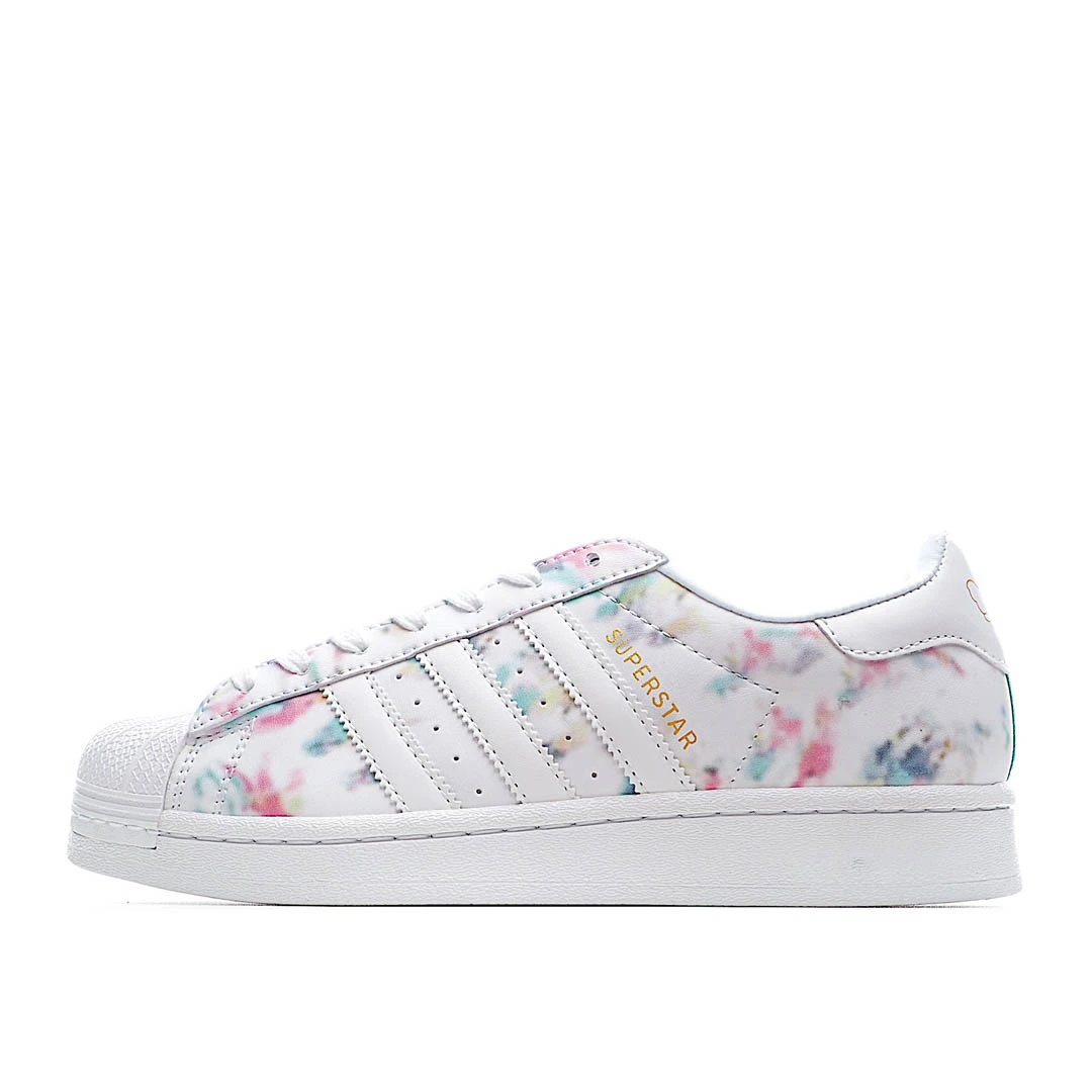 i33154839f7c3786b8023fe31a7c3ff4f.webp Adidas Superstar II sneakers - Image 1