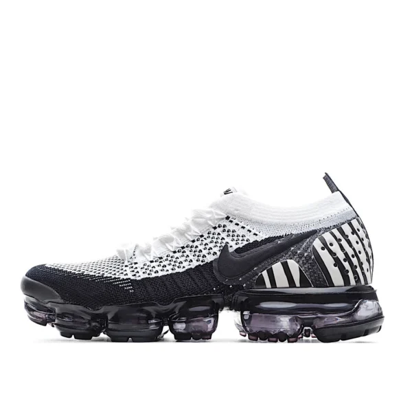 Nike Air VaporMax Flyknit 2 ‘Zebra-