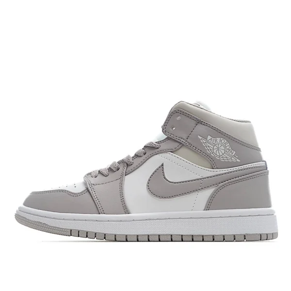 Air Jordan 1 Mid ‘College Grey-