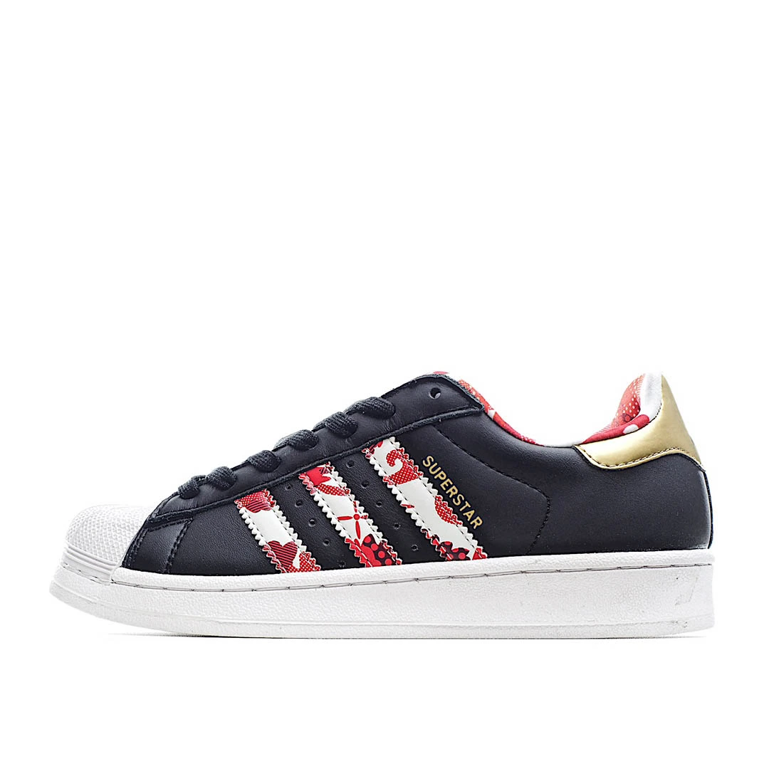 i75b7cc6c0b46b4b0bc3bbfded10a60a5.webp Adidas Superstar ‘Chinese New Year- - Image 1
