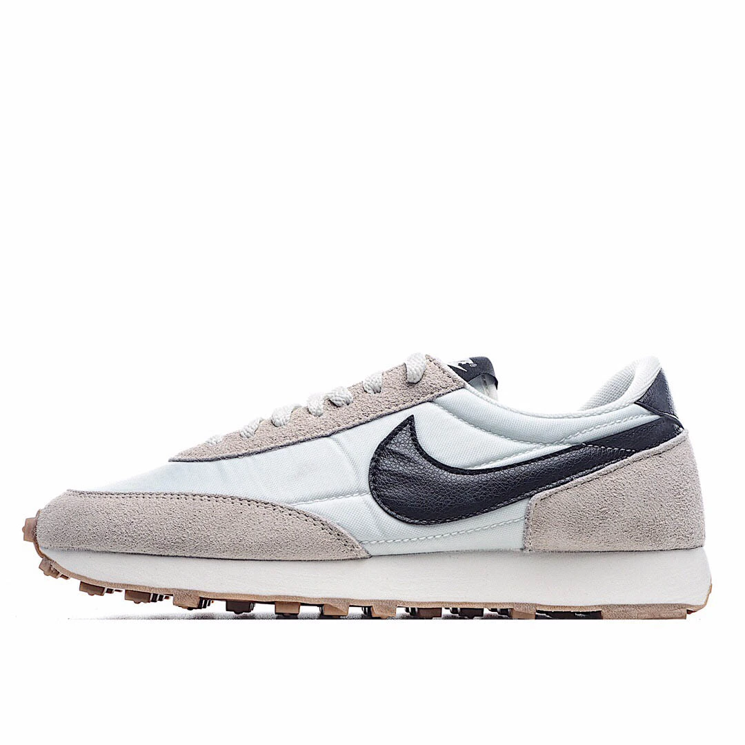 i8b5718d8b4d285c60735ded73fa8e9b0.webp Nike Wmns Daybreak ‘Pale Ivory- - Image 1