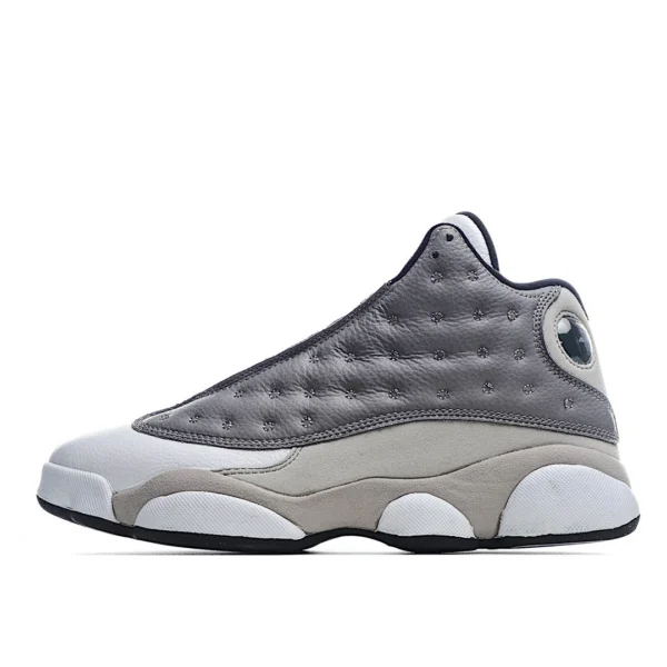 Air Jordan 13 Retro ‘Atmosphere Grey-