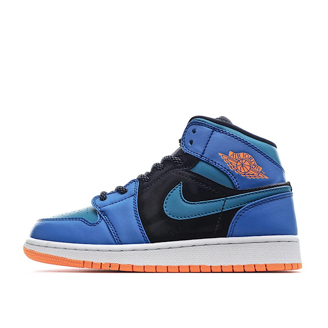 icb25eff3caa8d3862f0f7e3919136af4.webp Air Jordan 1 Mid GS ‘Racer Blue- - Image 1