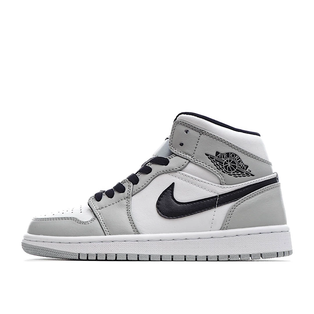 id5ace087af2e939bbe135ad0b424535b.webp Air Jordan 1 Mid GS ‘Light Smoke Grey- - Image 1