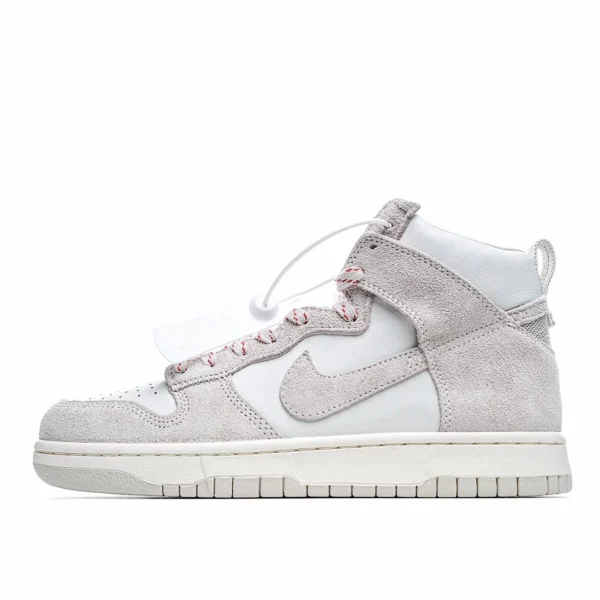Nike SB Dunk High Pro Strawberry Cough