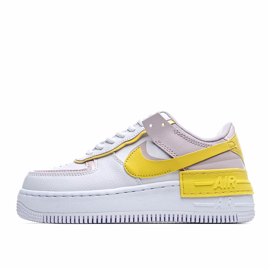 ie583316c701bd5ce6ce782594c829966.webp Nike WMNS Air Force 1 Shadow - Image 1