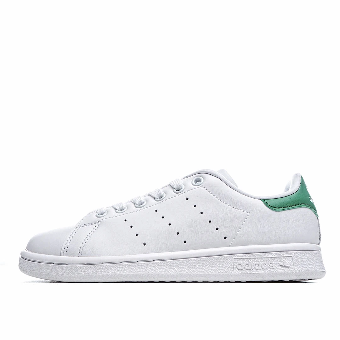 iec4721bbdcc64c3225a1463f1c55f75a.webp Adidas Stan Smith ‘Fairway- - Image 1