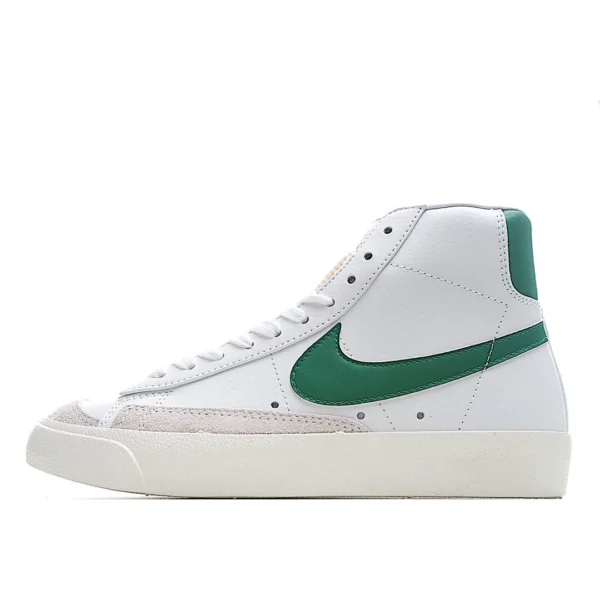 Nike Blazer Mid -77 Vintage ‘White Pine Green-